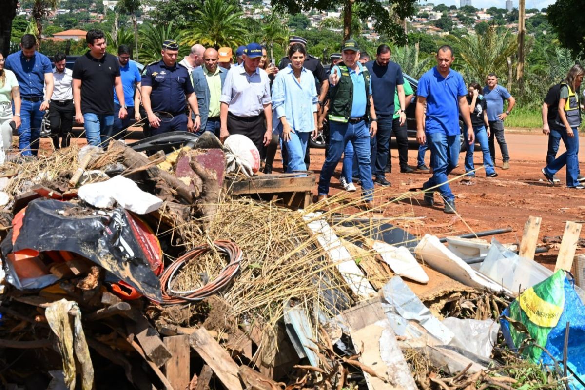 Mabel anuncia medidas rigorosas contra descarte irregular em Goiânia